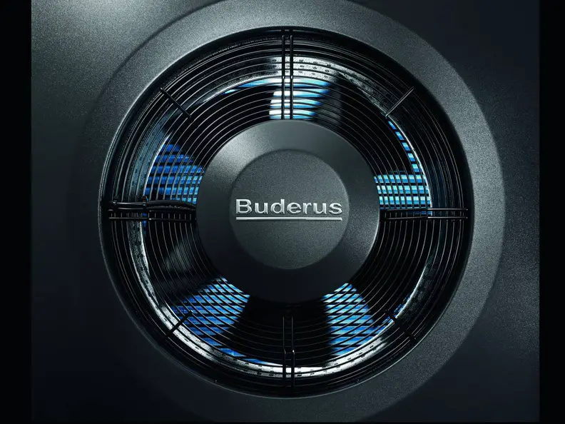 © Bosch Thermotechnik GmbH, Buderus Deutschland © Bosch Thermotechnik GmbH, Buderus Deutschland